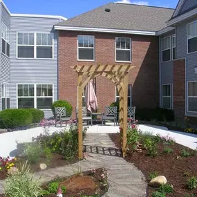 At Guardian Angels By The Lake, we have gardens and common areas for socializing.