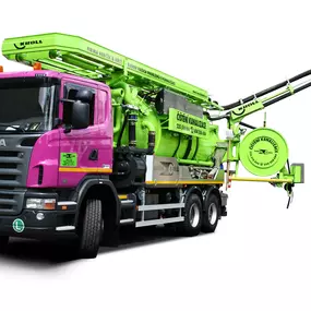 Reycklační vůz na čištění velkých profilů kanalizace a sání kalů.