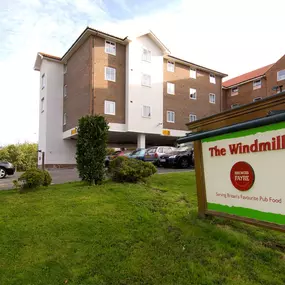Premier Inn Hastings hotel exterior