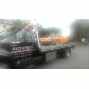 Autopros Towing & Recovery LLC delivers the safest, most reliable towing services in Tampa, FL. We are quickly building a reputation as the area’s most professional and courteous towing company. With more than 20 years of experience behind us, you can rest assured that your vehicle will be in good shape thanks to our towing and roadside assistance services.