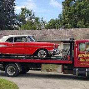 Autopros Towing & Recovery LLC delivers the safest, most reliable towing services in Tampa, FL. We are quickly building a reputation as the area’s most professional and courteous towing company. With more than 20 years of experience behind us, you can rest assured that your vehicle will be in good shape thanks to our towing and roadside assistance services.