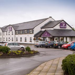 Premier Inn Stirling South (M9, J9) hotel