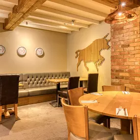 Premier Inn Guildford North (A43) restaurant