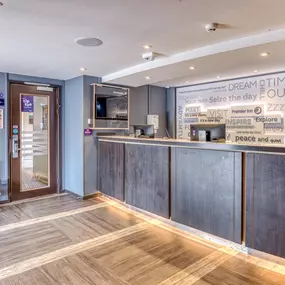 Premier Inn Guildford North (A43) reception