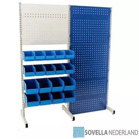 Het Treston industriescherm is een modulair scherm waaraan Treston accessoires gemonteerd kunnen worden. Het scherm bestaat uit modules van 90 cm of 75 cm wat verbonden word door dwarsverbinders. Deze stabiele en robuuste stelling is tevens uitgevoerd met stelvoeten zodat elke staander waterpas en stabiel geplaatst word. 

De hoogte van de staanders is 185 cm. Kies uit een L-voet als de stelling tegen een wand word geplaatst of een T-voet als deze vrijstaand word gebruikt.