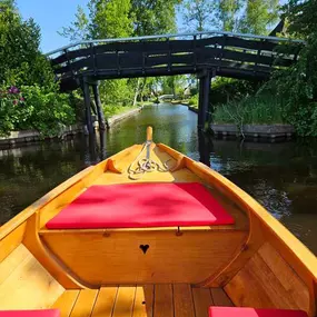 verhuurboot door Giethoorn