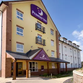 Premier Inn Llanelli Central East hotel exterior