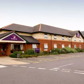 Premier Inn Taunton Central (North) hotel exterior