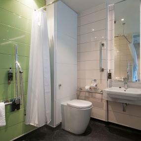 hub by Premier Inn accessible wetroom