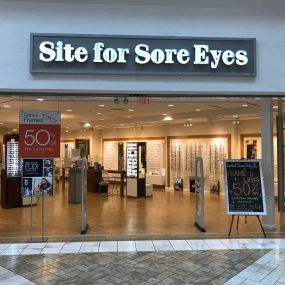 Bild von Site for Sore Eyes - Solano Mall