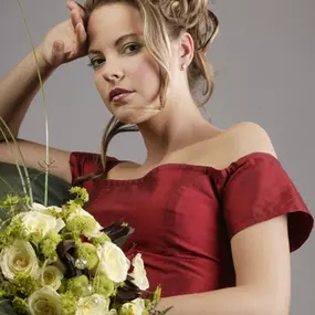 LR HAIR STUDIO Lucie Bena Ryšková