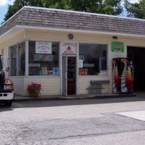 http://www.allservicebennington.com/
* Air Conditioning Charging and Repair
* Tires
* Engine Rebuilds
* We Offer Citgo Fuel
* Engine Diagnostics
* Shocks and Struts
* Transmission Repairs
* Tire Rotation
* Tune-Ups
* Gas Station
* Lockout Service
* Roadside Assistance