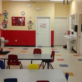 Teeter Toddler Daycare & Montessori School