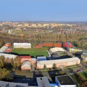 Bild von Střední průmyslová škola, Obchodní akademie a Jazyková Škola, Frýdek-Místek, příspěvková organizace