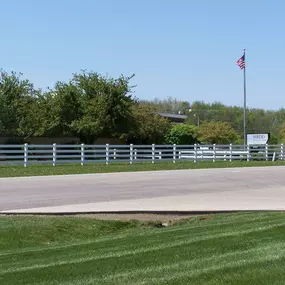 We are central Ohio's top choice for residential and commercial fence installation.  Whether you're looking for chain link fencing or wood privacy fencing, or you're interested in a low maintenance vinyl or aluminum fence, we can help!  Contact us today for details or to schedule a consultation!