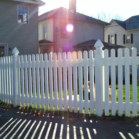 We are central Ohio's top choice for residential and commercial fence installation.  Whether you're looking for chain link fencing or wood privacy fencing, or you're interested in a low maintenance vinyl or aluminum fence, we can help!  Contact us today for details or to schedule a consultation!