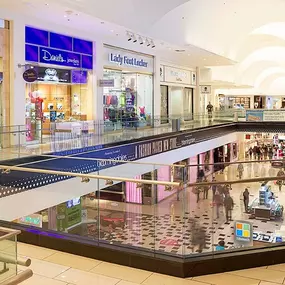 Glendale Galleria Los Angeles Interior 2