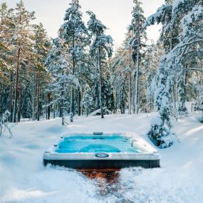 Hot Tubs in the Winter, Top PA Spa Dealer