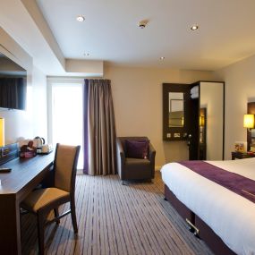 Premier Inn accessible Bedroom