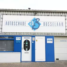 Autoschade Bosselaar