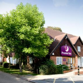 Premier Inn Harlow North (Harlow Mill) hotel exterior