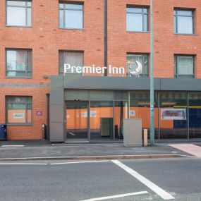 Premier Inn Lichfield City Centre hotel exterior