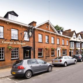 Premier Inn Marlow hotel exterior