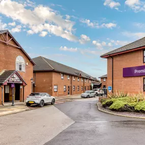 Premier Inn Blackpool (Beach) hotel exterior