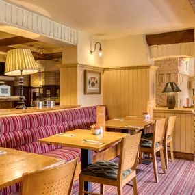 Premier Inn Blackpool (Beach) hotel restaurant interior