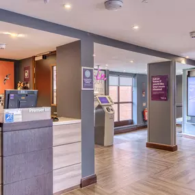 Premier Inn Blackpool (Beach) hotel reception