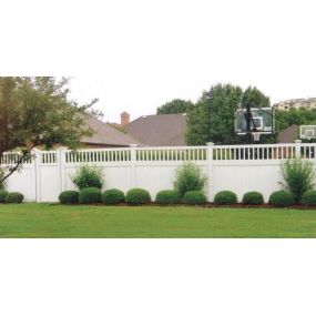 White vinyl fence for a homeowner