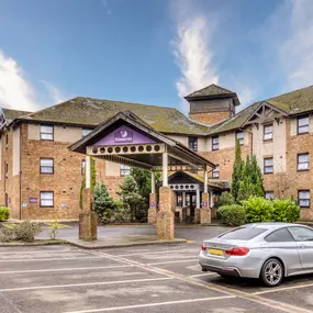 Premier Inn Glasgow Airport hotel exterior