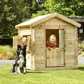 speeltoestellen en speelhuisje