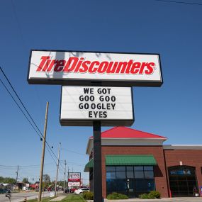 Tire Discounters on 10513 Dixie Hwy in Louisville