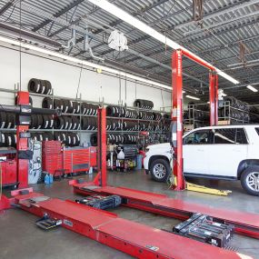 Tire Discounters on 10513 Dixie Hwy in Louisville