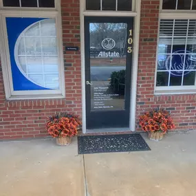 Front Door WELCOME !