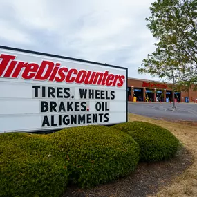 Tire Discounters on 1968 Baltimore Reynoldsburg Rd in Reynoldsburg