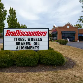 Tire Discounters on 1968 Baltimore Reynoldsburg Rd in Reynoldsburg