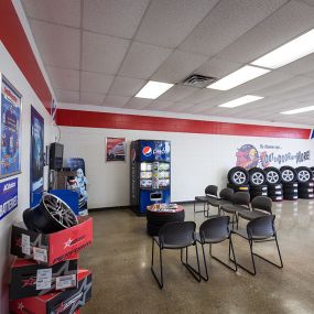 Tire Discounters on 726 E Main St in Lebanon