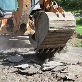 Ace Asphalt, Inc. provides excavation and grading services for your next commercial asphalt project. Our full-service commercial paving capabilities and more than 30 years of experience will accommodate excavation and grading projects of any size.