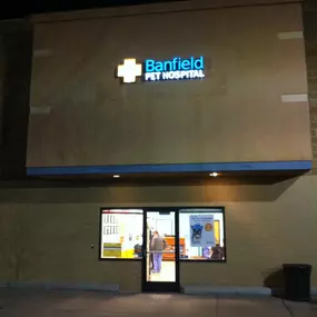 Banfield Pet Hospital - Brentwood