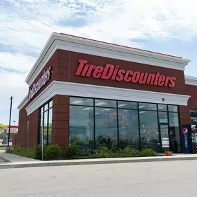 Tire Discounters on 3043 Richmond Road in Lexington