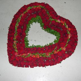rouwbloemwerk hart