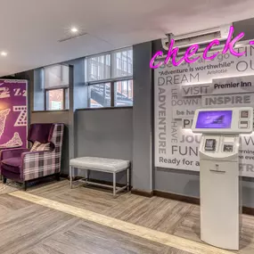 Premier Inn London Harrow reception