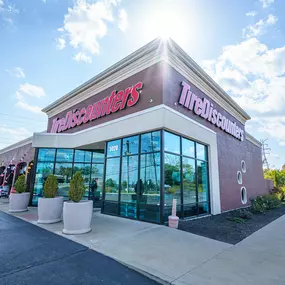 Tire Discounters on 5020 Alexandria Pike in Cold Spring