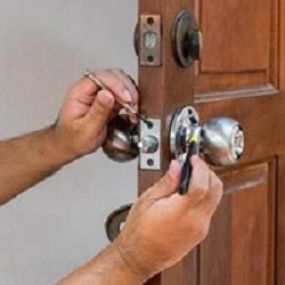 Bild von Suburban Door Check & Lock Services