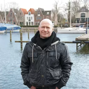 voor kantoor aan de haven