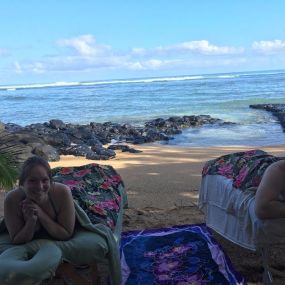 Couples Hawaiian Lomi Beach Massage
Poipu Massage