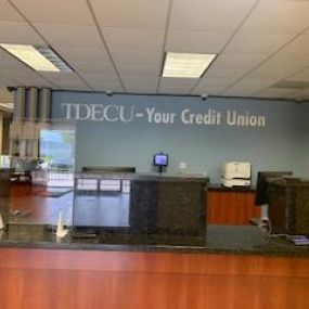 TDECU Pasadena Preston Interior Teller Line