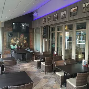 Burgers & a la Carte, Cafe-Zaal-Brasserie-Grill Kitchen 
